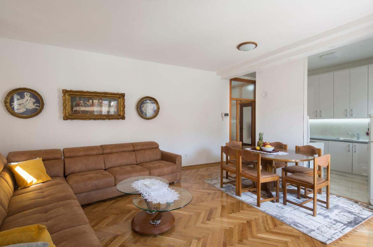 Lovely 2bedroom In Heart Of Old Town Appartement *